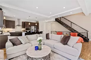 706 University Ct, Loveland, OH 44113 - Photo 6