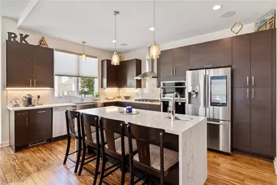 706 University Court, Loveland, OH 44113 - Photo 8