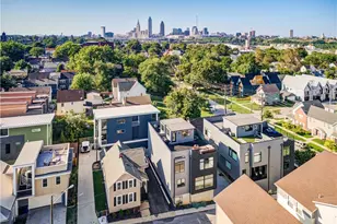 706 University Ct, Loveland, OH 44113 - Photo 2