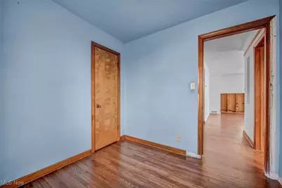 14750 Schreiber Road, Maple Heights, OH 44137 - Photo 22