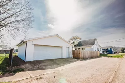 216 Blennerhassett Avenue, Belpre, OH 45714 - Photo 4