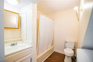 216 Blennerhassett Ave, Belpre, OH 45714 - Photo 12