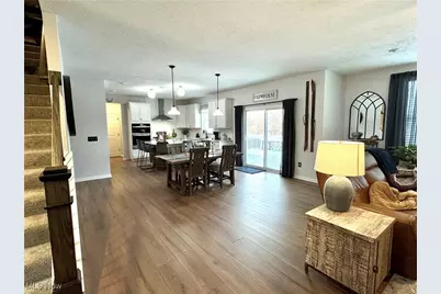 1411 Tullamore Trail, Wadsworth, OH 44281 - Photo 8