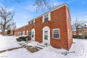 422 Clearview Dr, Euclid, OH 44123 - Photo 2