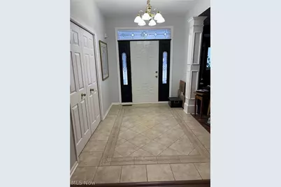 20456 Scotch Pine Way, Strongsville, OH 44149 - Photo 2