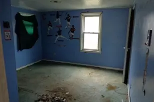 590 Flora Ave, Akron, OH 44314 - Photo 6