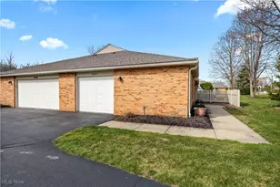 35278 Greenwich Ave, North Ridgeville, OH 44039 - Photo 8