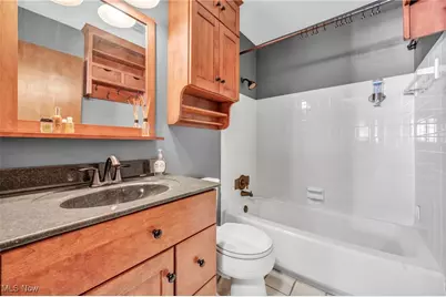 5770 N Crossview Road, Green Hills, OH 44131 - Photo 18