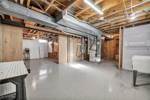 5770 N Crossview Rd, Green Hills, OH 44131 - Photo 38