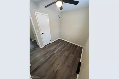 653 Chapel Lane, Campbell, OH 44405 - Photo 14