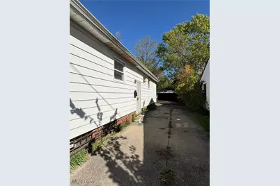 4549 Lee Road, Loveland, OH 44128 - Photo 18