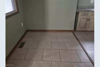 3490 Steubenville Road SE, Carrollton, OH 44615 - Photo 6