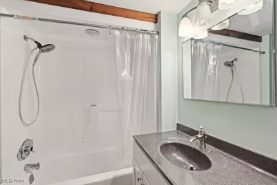 1556 Overlook Drive, Akron, OH 44314 - Photo 22