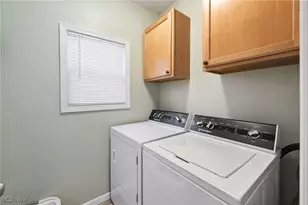 288 E Clinton St, Doylestown, OH 44230 - Photo 16