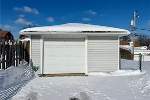 11011 Wallingford Ave, Garfield Heights, OH 44125 - Photo 28