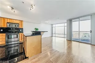 2222 Detroit Ave, Loveland, OH 44113 - Photo 12