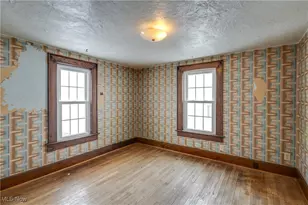 263 19th St NW, Barberton, OH 44203 - Photo 18