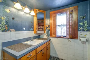 263 19th St NW, Barberton, OH 44203 - Photo 22