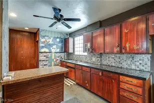 263 19th St NW, Barberton, OH 44203 - Photo 16