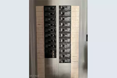 263 19th Street NW, Barberton, OH 44203 - Photo 28