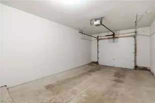 7283 Village Dr, Mentor, OH 44060 - Photo 16