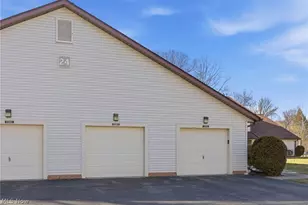 7283 Village Dr, Mentor, OH 44060 - Photo 4