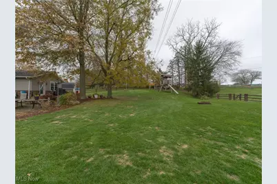 460 Layden Avenue, Canal Fulton, OH 44614 - Photo 12