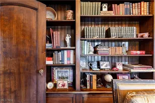 2917 N Park Blvd, Loveland, OH 44118 - Photo 12