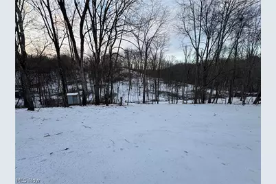 1105 Pacific Road NE, Carrollton, OH 44615 - Photo 2