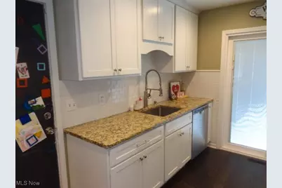 1157 Manitoulin Pike, Brunswick, OH 44212 - Photo 12