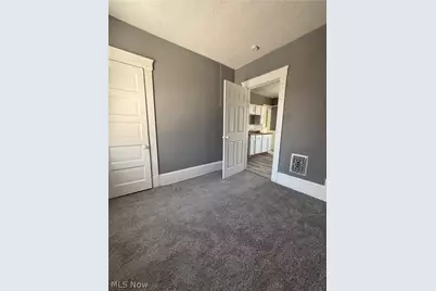 10527 Earle Avenue #2, Loveland, OH 44108 - Photo 2