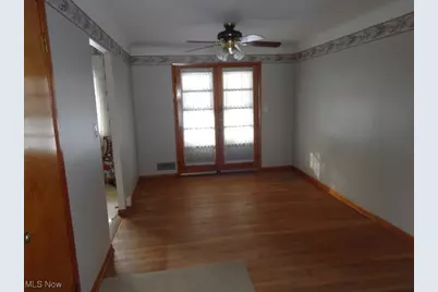 9989 Albion Road, North Royalton, OH 44133 - Photo 8