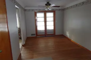 9989 Albion Rd, North Royalton, OH 44133 - Photo 8