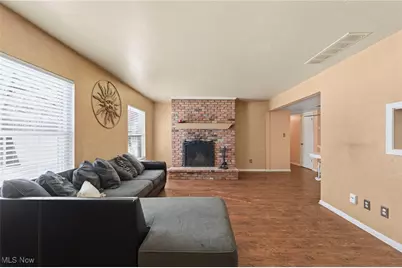 6930 Carriage Hill Drive #101, Brecksville, OH 44141 - Photo 4