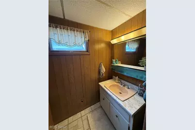 2200 Main Street, Wellsburg, WV 26070 - Photo 12