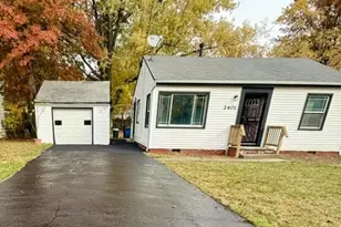 2401 Greenvale Rd, Loveland, OH 44121 - Photo 1