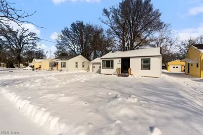 2401 Greenvale Road, Loveland, OH 44121 - Photo 4