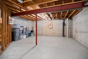 25 Golf View Ln, North Olmsted, OH 44070 - Photo 40