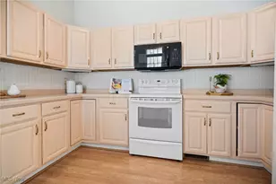 25 Golf View Ln, North Olmsted, OH 44070 - Photo 16