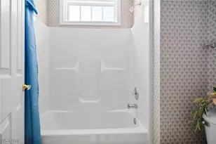 25 Golf View Ln, North Olmsted, OH 44070 - Photo 34