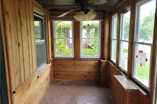 16918 Grovewood Ave, Loveland, OH 44110 - Photo 8