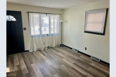 1585 Norledge Road, Akron, OH 44305 - Photo 8