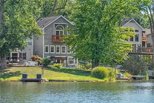 115 Spruce Dr NW, North Canton, OH 44720 - Photo 4