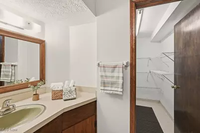 1492 Onondago Avenue, Akron, OH 44305 - Photo 36