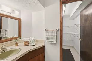 1492 Onondago Ave, Akron, OH 44305 - Photo 36