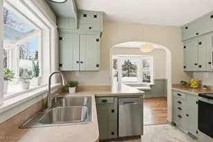 1492 Onondago Ave, Akron, OH 44305 - Photo 16