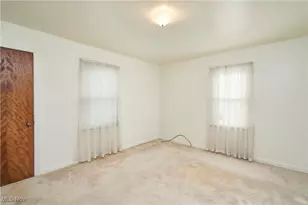 1225 Belleflower Rd, Akron, OH 44307 - Photo 4