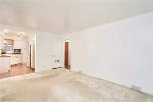 1225 Belleflower Rd, Akron, OH 44307 - Photo 6