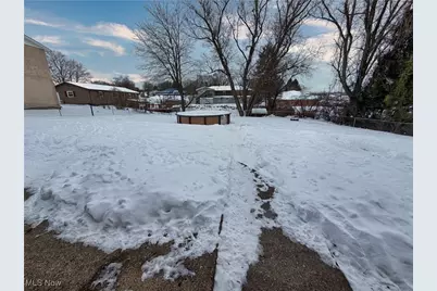 49221 S Meadowbrook Circle, East Liverpool, OH 43920 - Photo 10