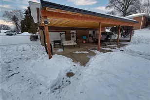 49221 S Meadowbrook Cir, East Liverpool, OH 43920 - Photo 6